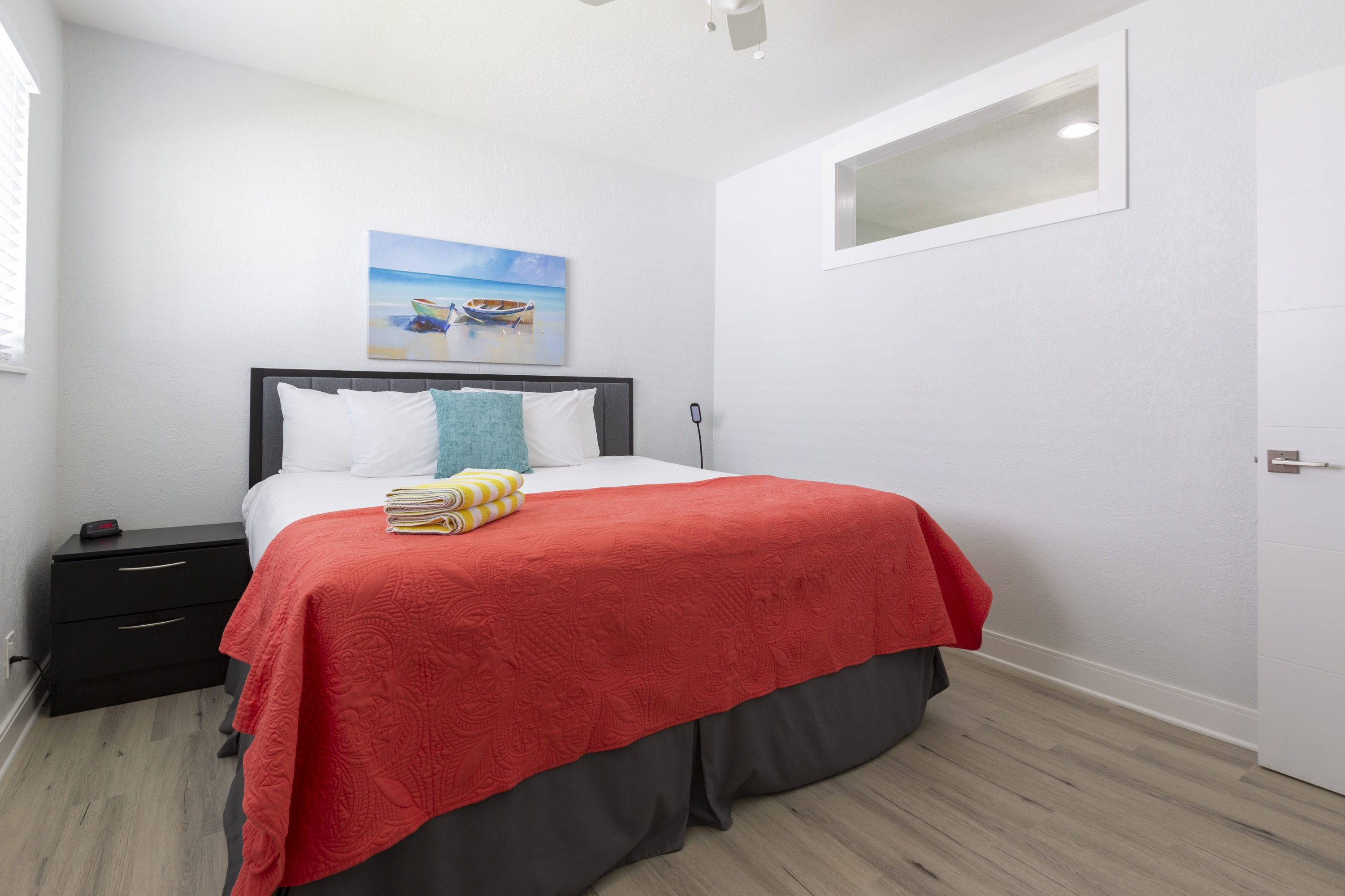 3217 Northeast 9th Street - 7