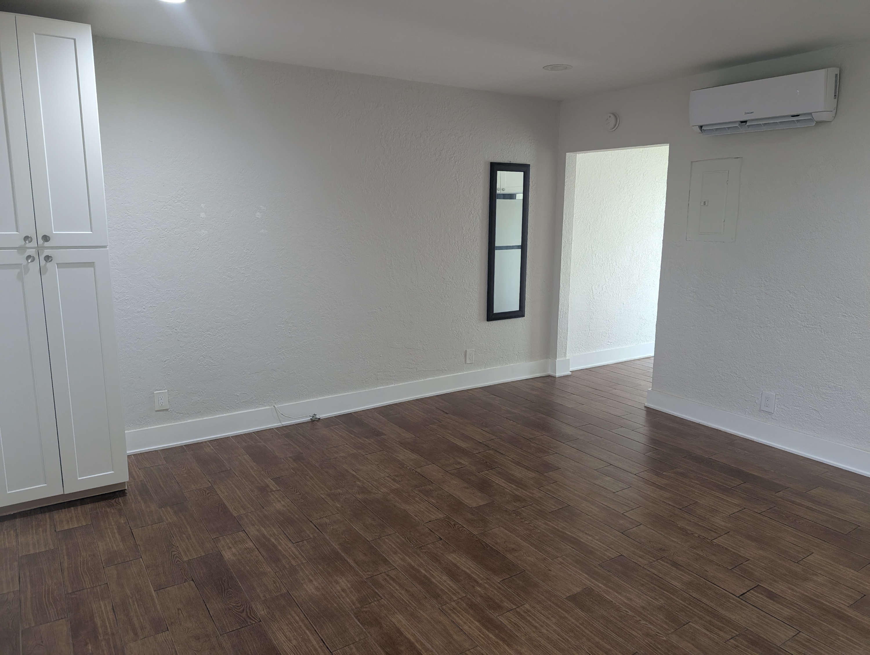 3221 Northeast 9th Street - 2